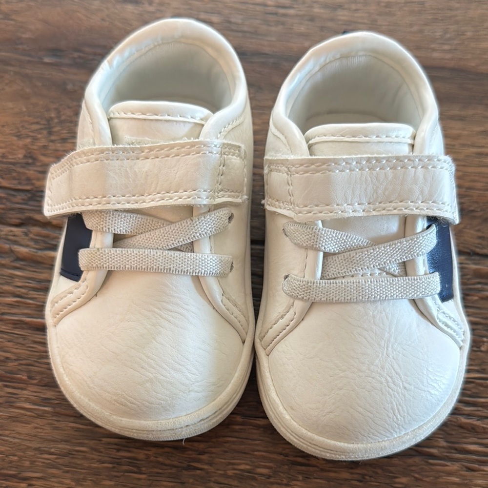 Carter’s White Sneakers EUC